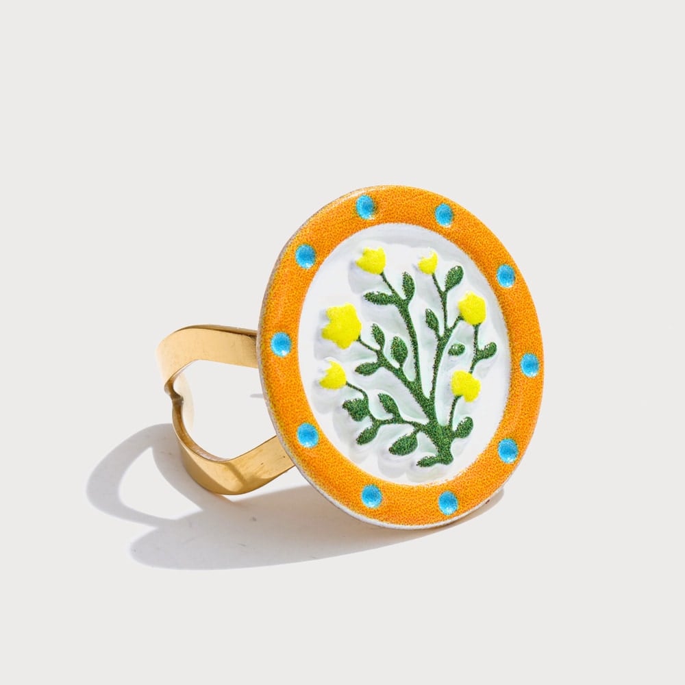 Bague ajustable médaillon émaillé motif floral en acier inoxydable doré | Bloom × Blaze