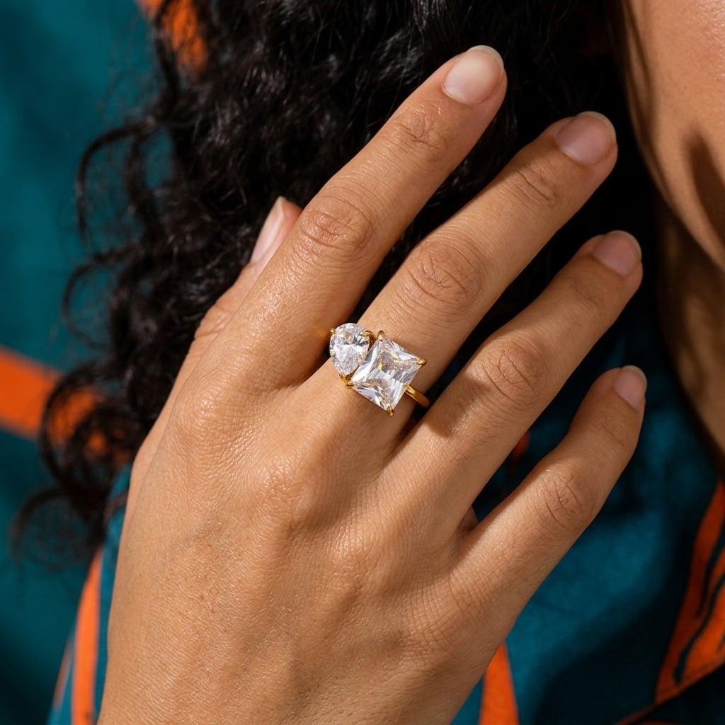 Bague ajustable toi et moi à deux zircones en acier inoxydable porté | Bloom × Blaze