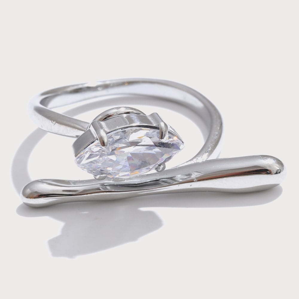 Bague ajustable jonc ouvert et zircone marquise en acier inoxydable | Bloom × Blaze