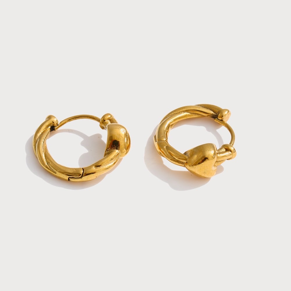 Boucles d'oreilles créoles à cœur en acier inoxydable | Bloom × Blaze