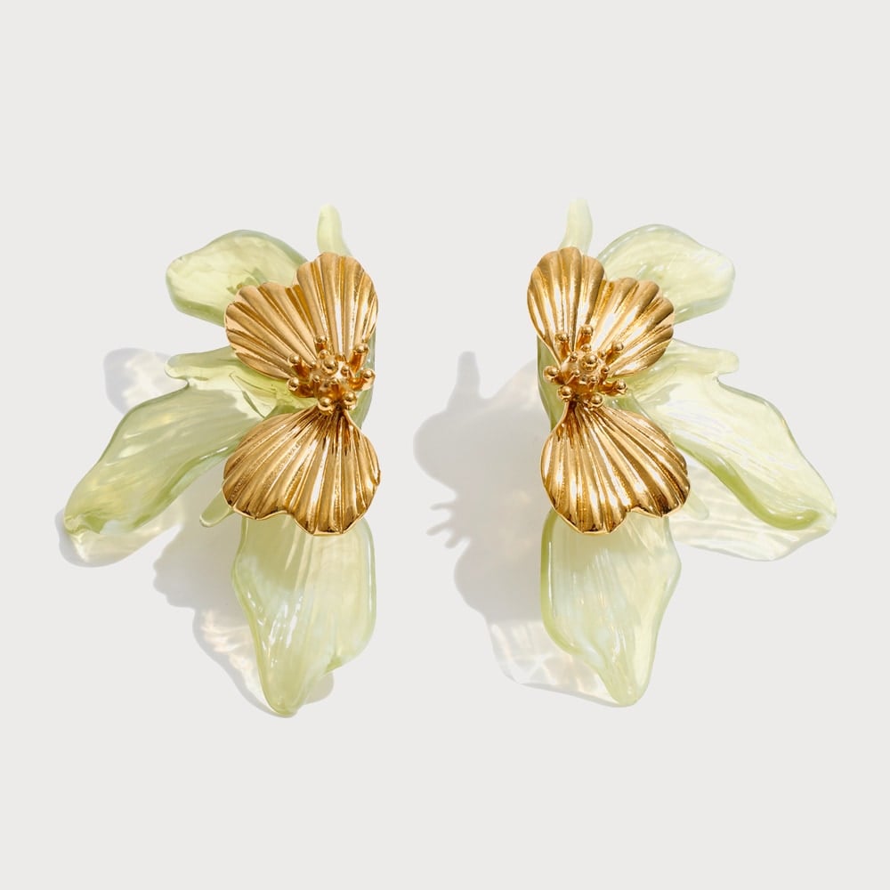 Boucles d'oreilles clous fleur en acier inoxydable doré et résine | Bloom × Blaze