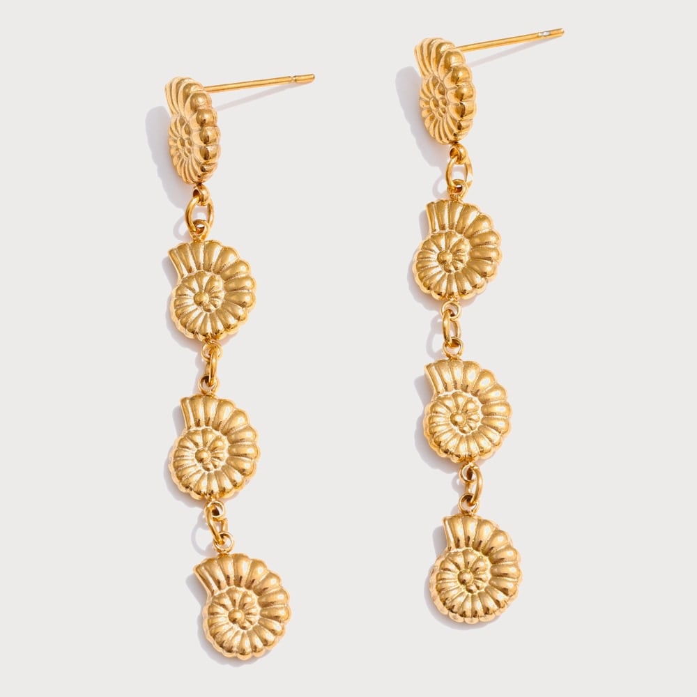 Boucles d'oreilles pendantes motifs conques en acier inoxydable doré | Bloom × Blaze