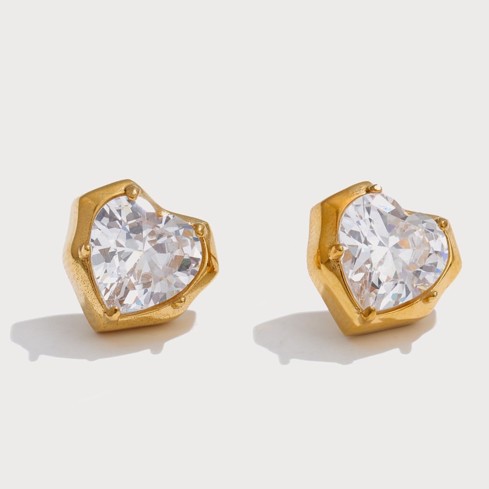 Boucles d'oreilles puces cœur en zircone et acier inoxydable | Bloom × Blaze