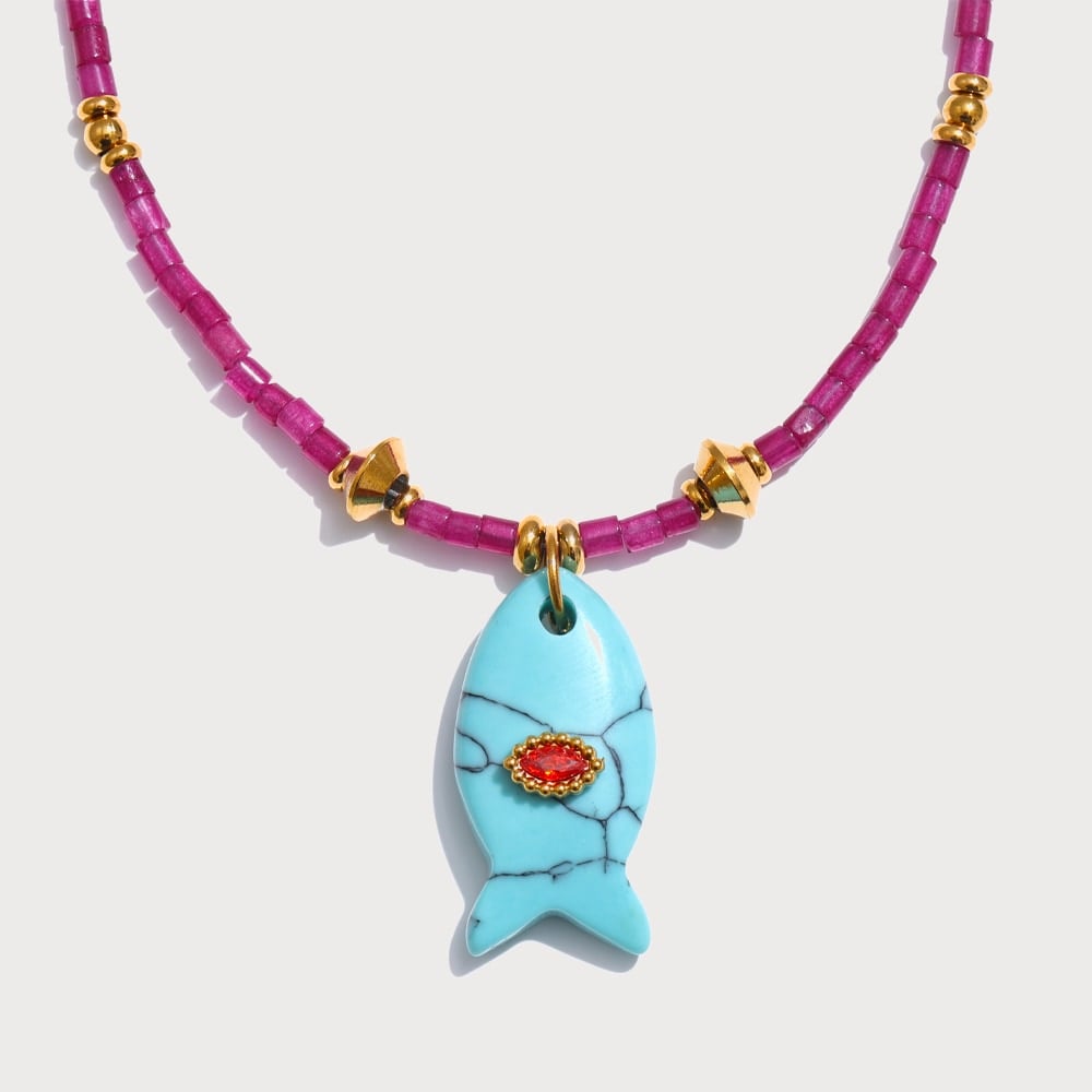 Collier perlé et pendentif poisson en pierre naturelle | Bloom × Blaze